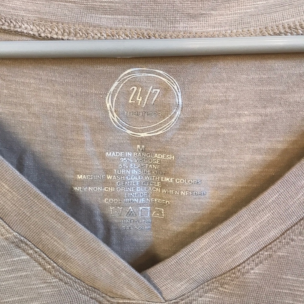 Tank top - Picture 2 of 2